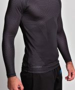 The Big W Long Sleeve Rash Guard - Image 4